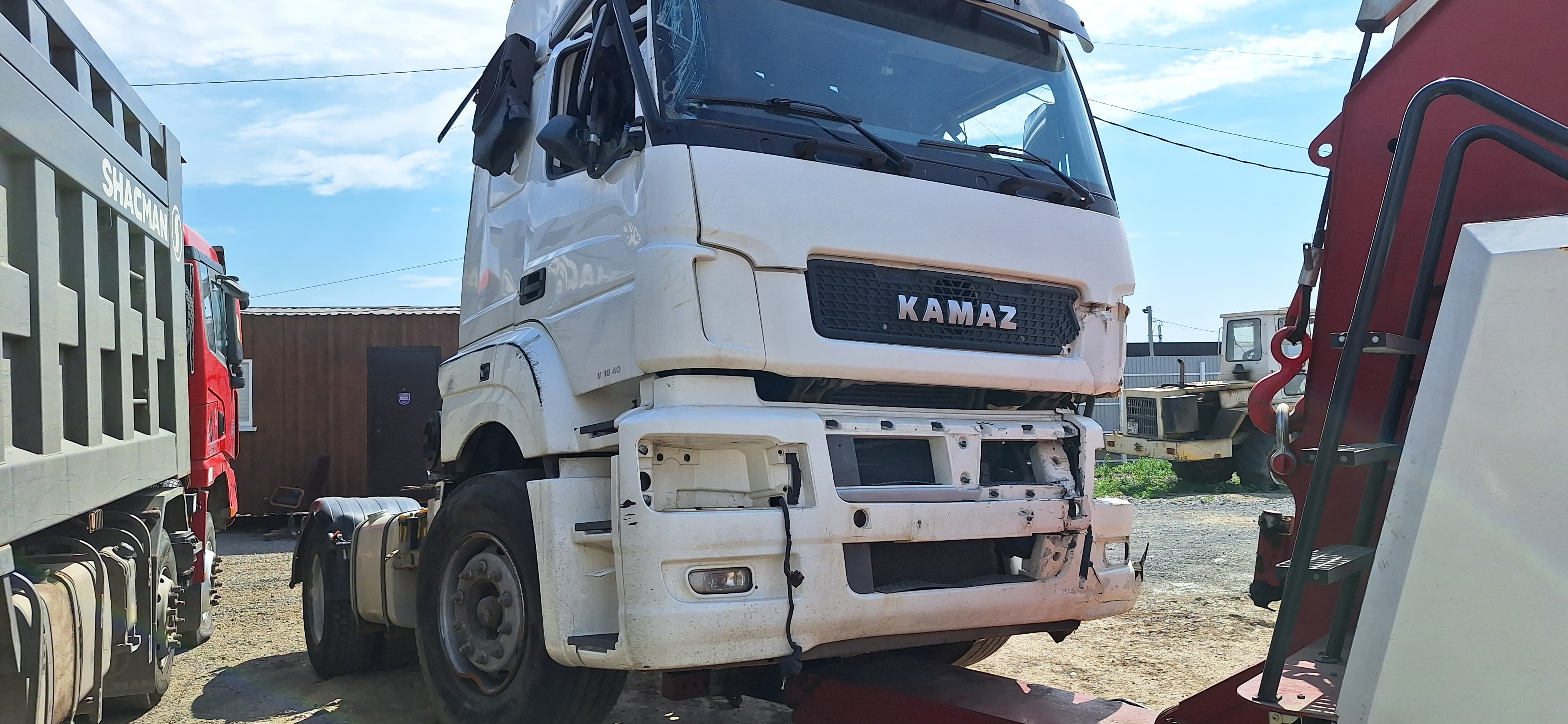 КамАЗ 5490 4x2 Седельный тягач 2017 г. - фото 19